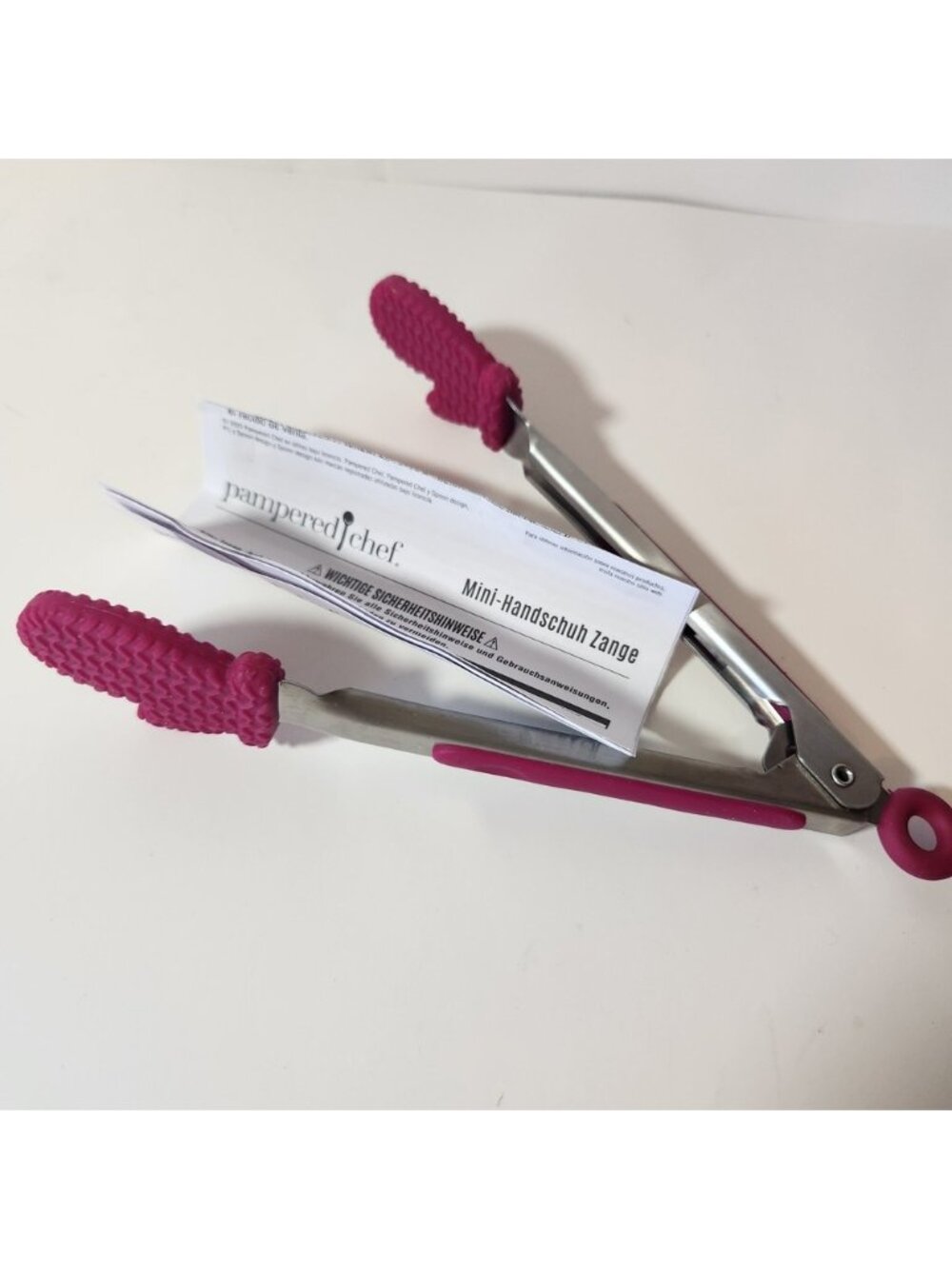 Pampered‎ Chef Mini Mitten Tongs Stainless Steel Silicone Magenta Pink 8 Inch
